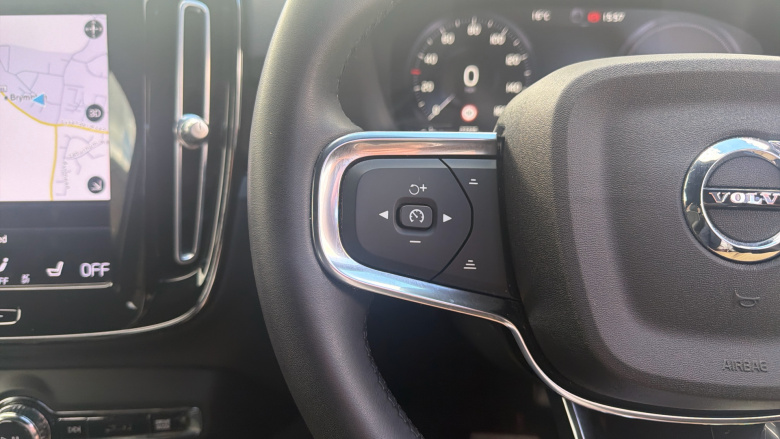 Volvo Xc40 1.5 T4 Recharge PHEV Plus Dark 5dr Auto Estate